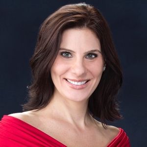 Meet your Posher, Simona